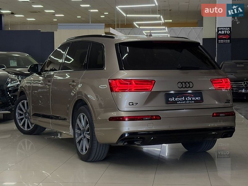Позашляховик / Кросовер Audi Q7 2018 в Миколаєві