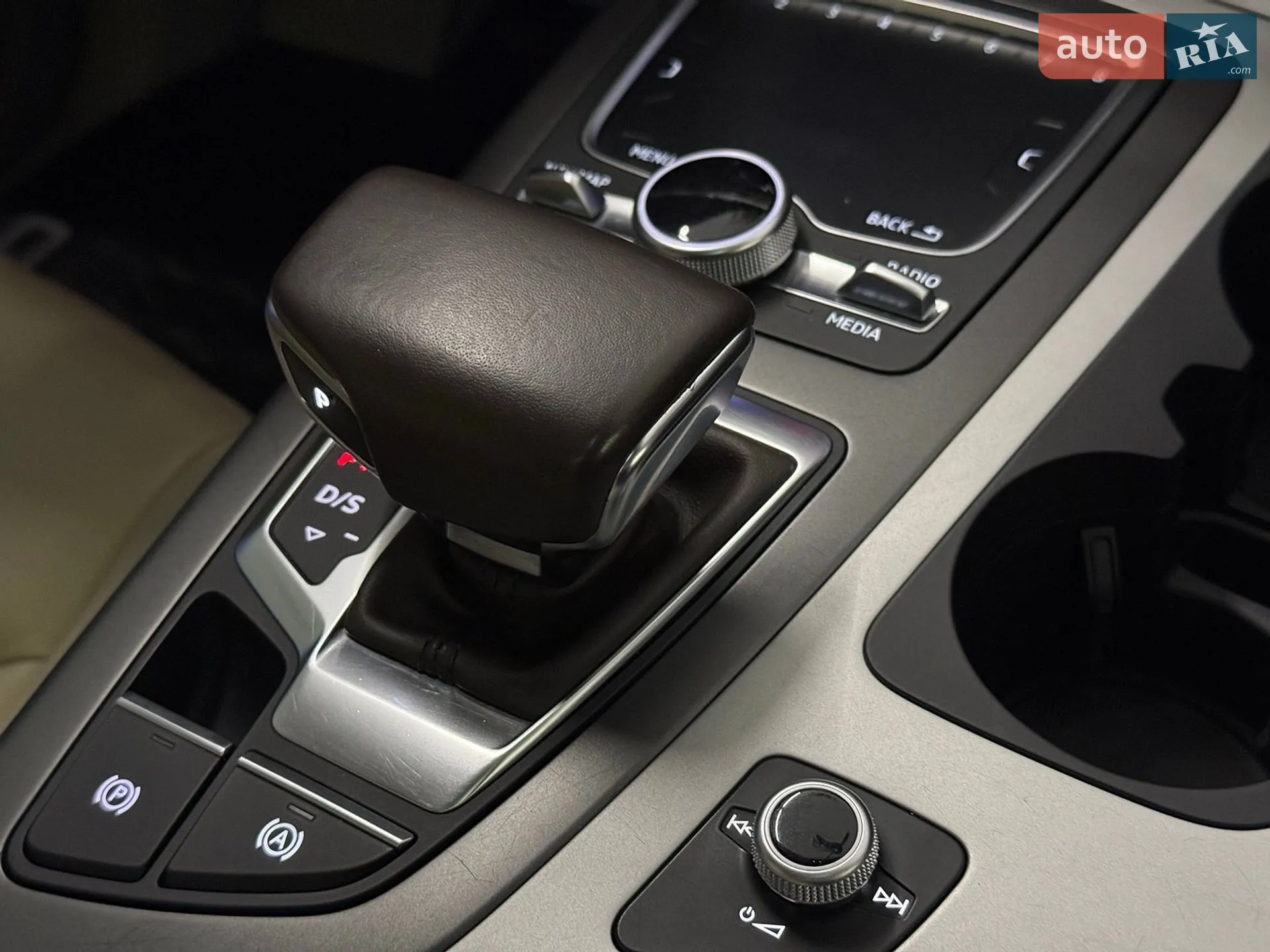 2018 Audi Q7 - мініатюра 27