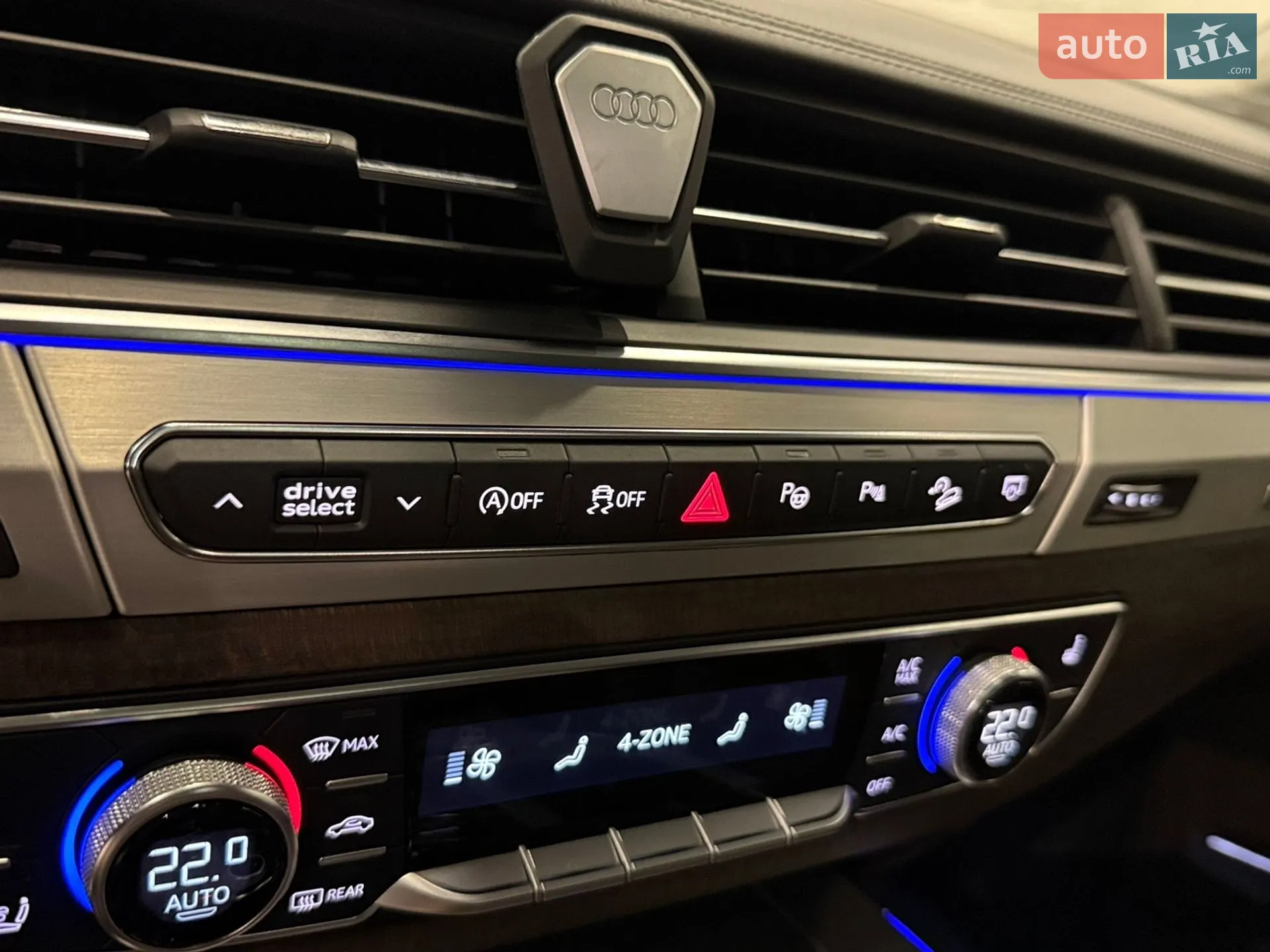 2019 Audi Q7 - мініатюра 104