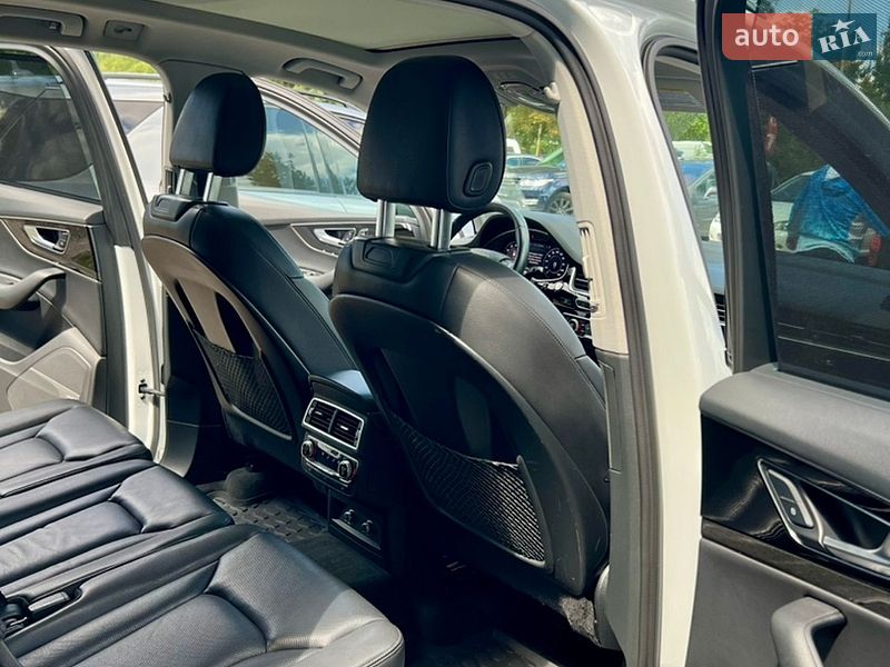 Внедорожник / Кроссовер Audi Q7 2018 в Львове