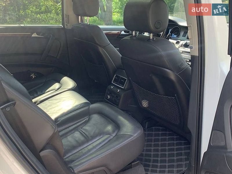 Позашляховик / Кросовер Audi Q7 2015 в Житомирі фото 23 Позашляховик / Кросовер Audi Q7 2015 в Житомирі