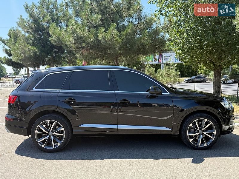 Внедорожник / Кроссовер Audi Q7 2019 в Одессе