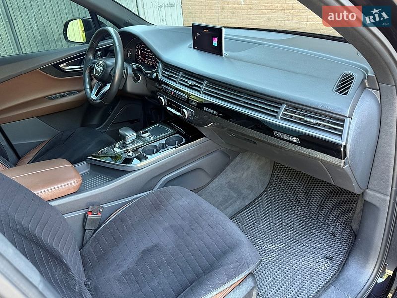 Внедорожник / Кроссовер Audi Q7 2019 в Одессе