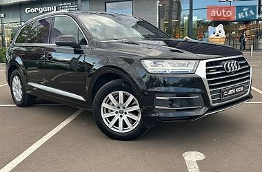 Позашляховик / Кросовер Audi Q7 2016 в Києві