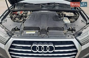 Позашляховик / Кросовер Audi Q7 2016 в Полтаві