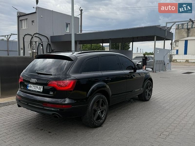 Внедорожник / Кроссовер Audi Q7 2014 в Одессе
