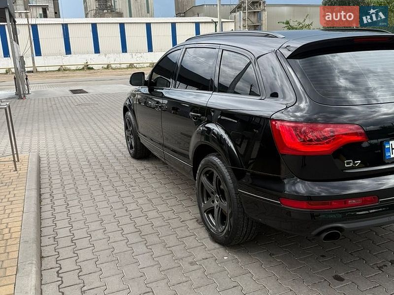 Внедорожник / Кроссовер Audi Q7 2014 в Одессе