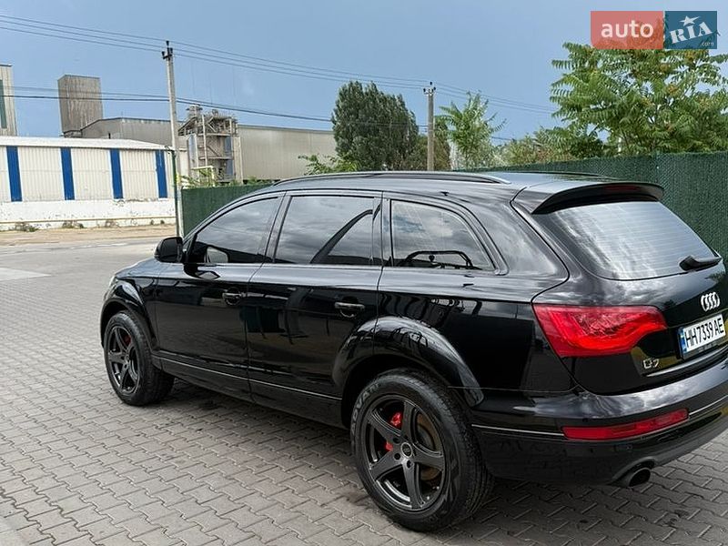 Внедорожник / Кроссовер Audi Q7 2014 в Одессе