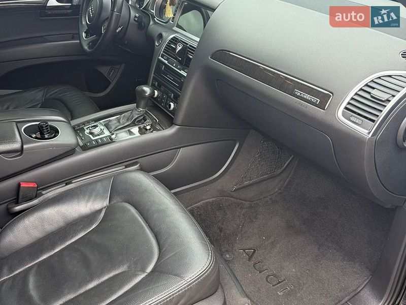 Внедорожник / Кроссовер Audi Q7 2014 в Одессе