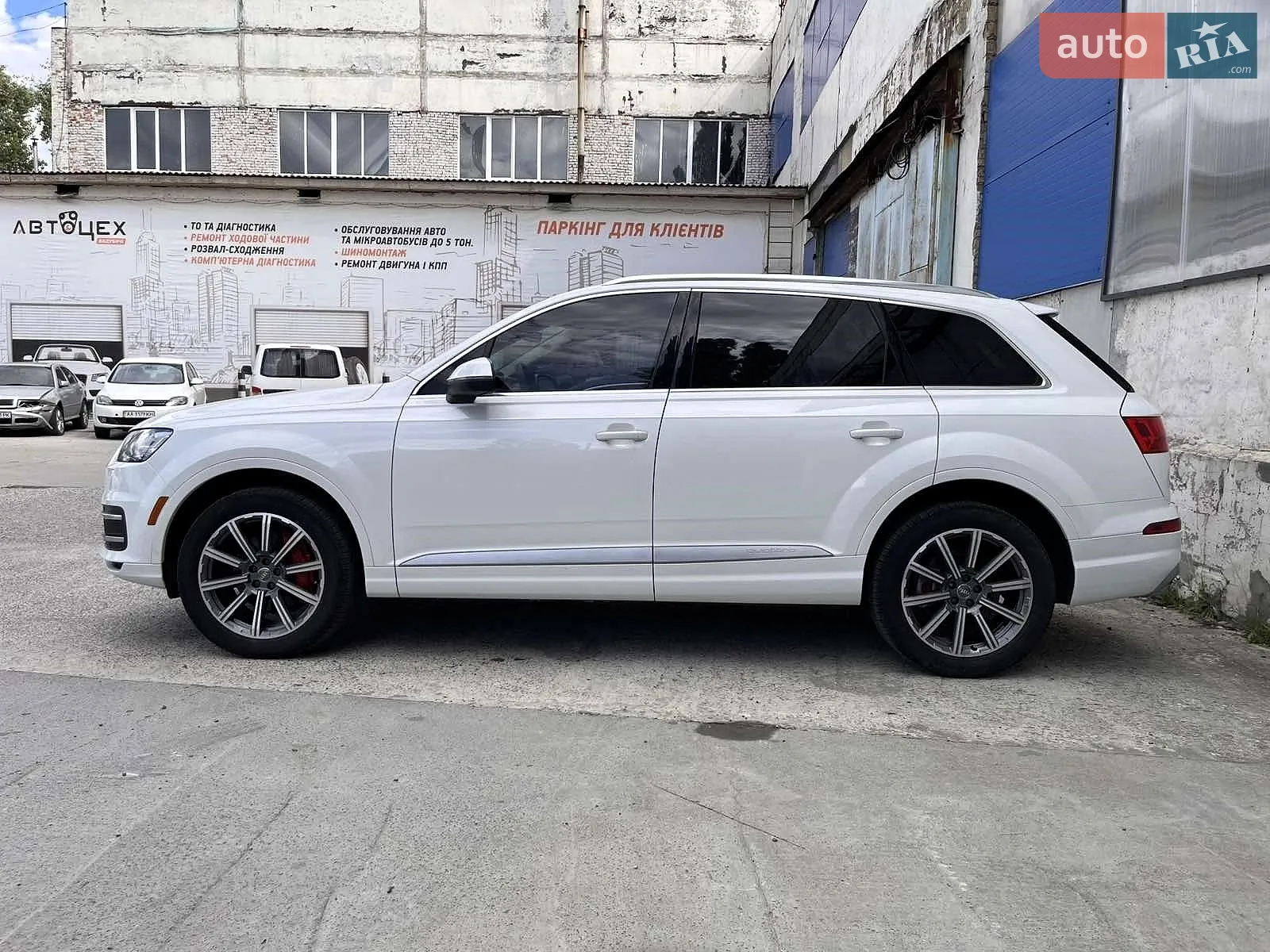 2017 Audi Q7 - фото 1
