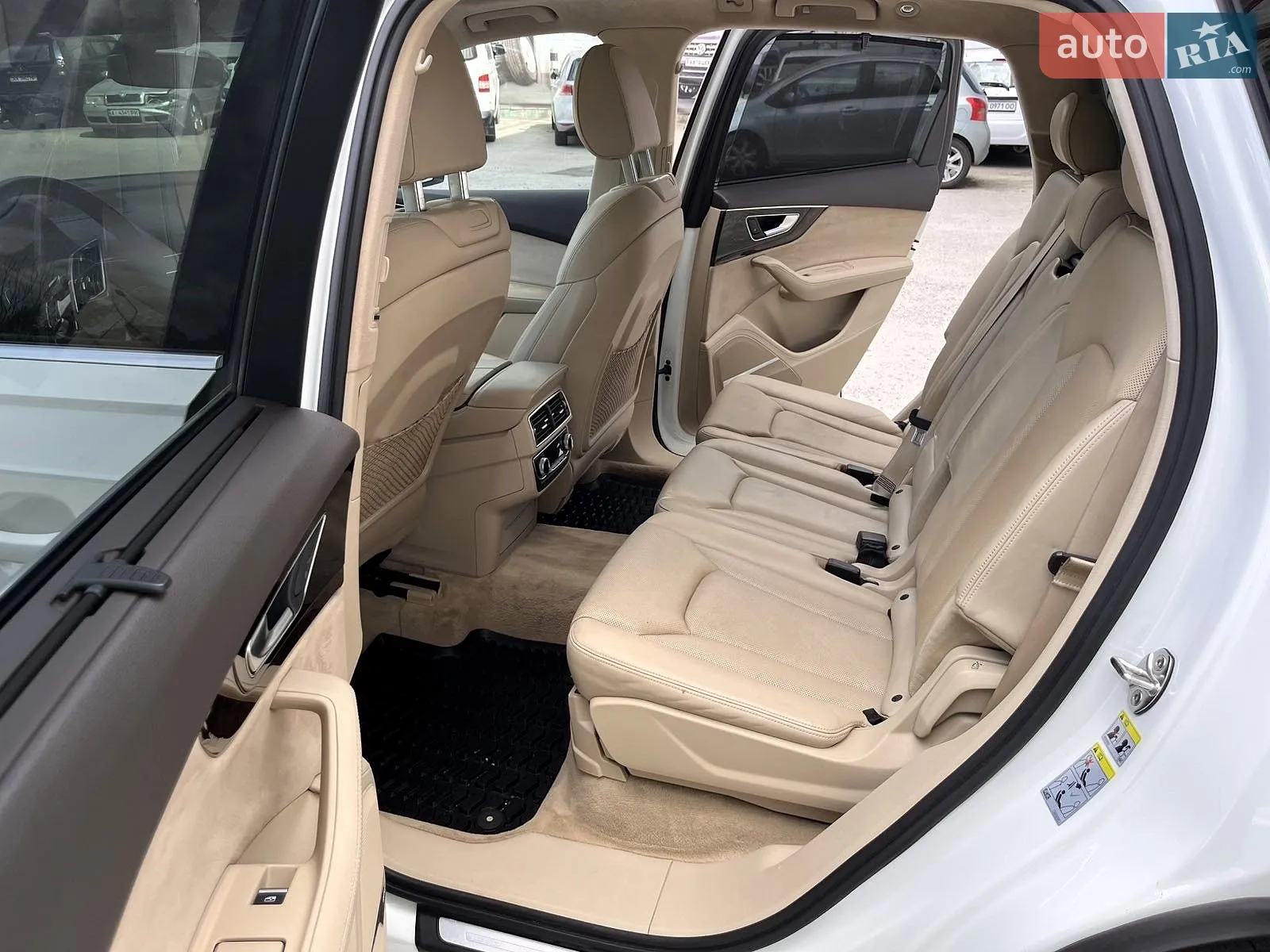 2017 Audi Q7 - мініатюра 16