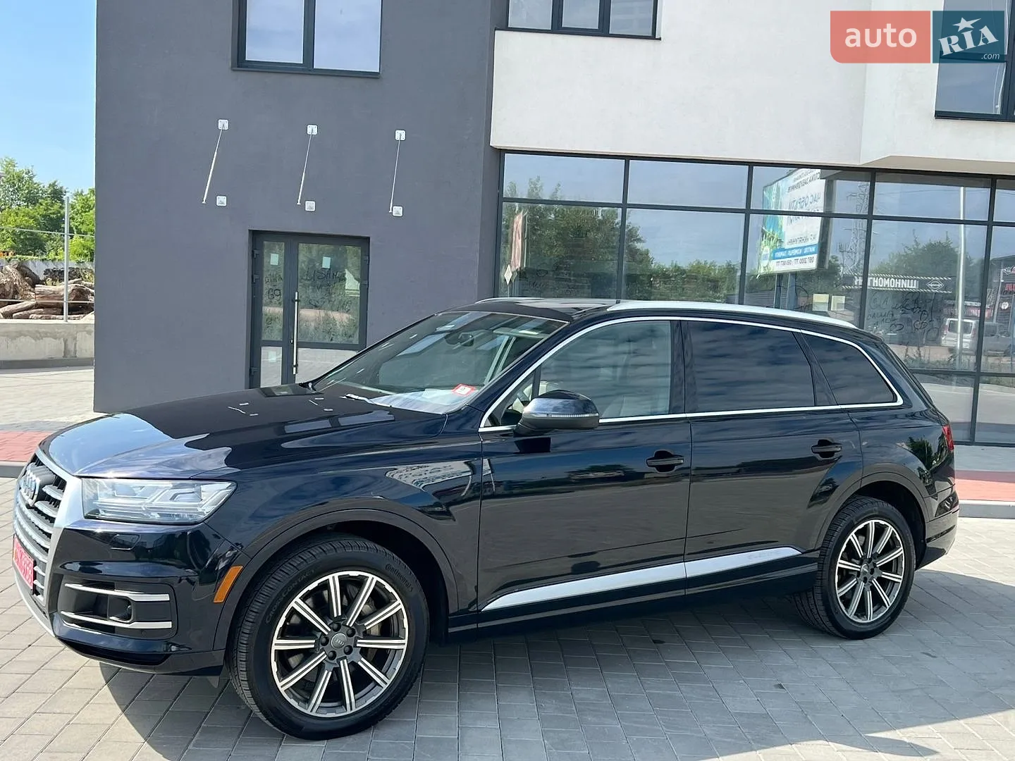 2017 Audi Q7 - мініатюра 3