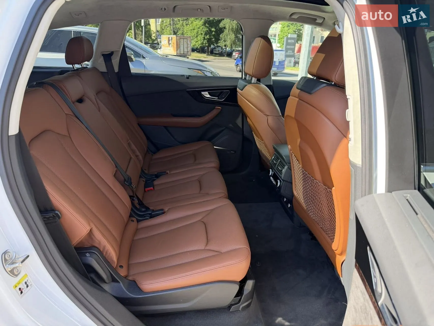 Audi Q7 2018 VIN WA1VAAF72JD038878 фото оголошення 2 з 53