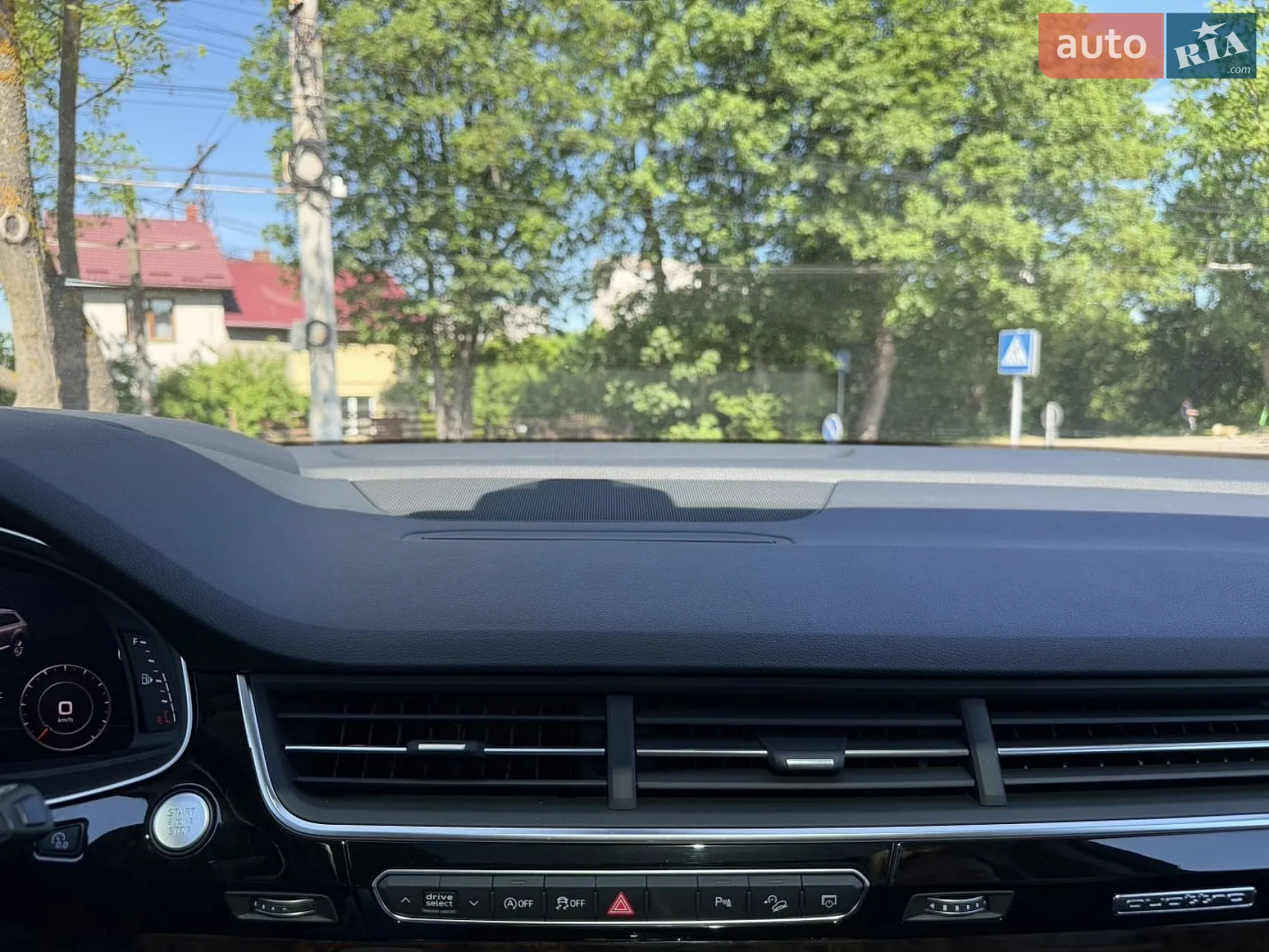Audi Q7 2018 VIN WA1VAAF72JD038878 фото оголошення 38 з 53