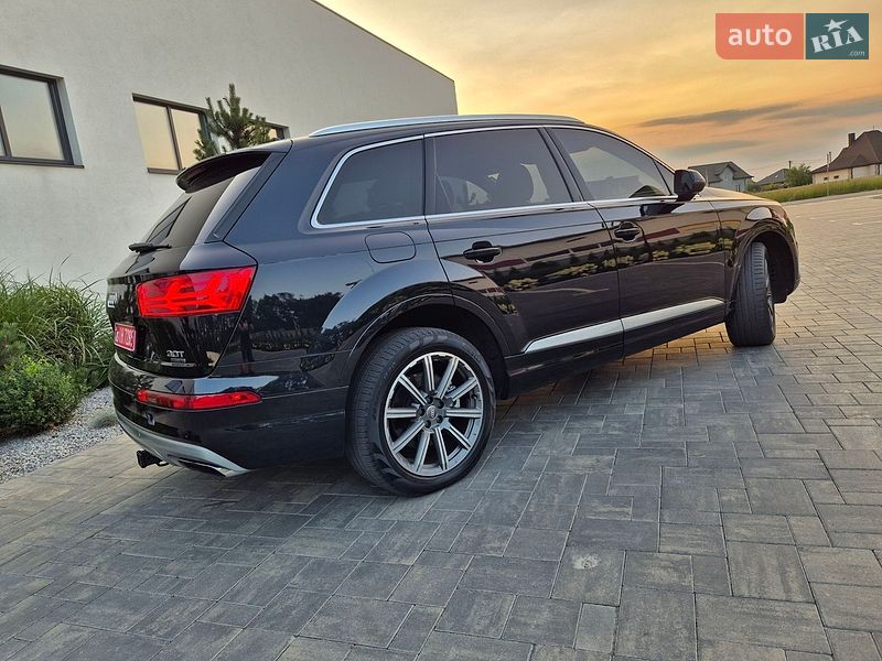 Позашляховик / Кросовер Audi Q7 2017 в Луцьку фото 5 Позашляховик / Кросовер Audi Q7 2017 в Луцьку