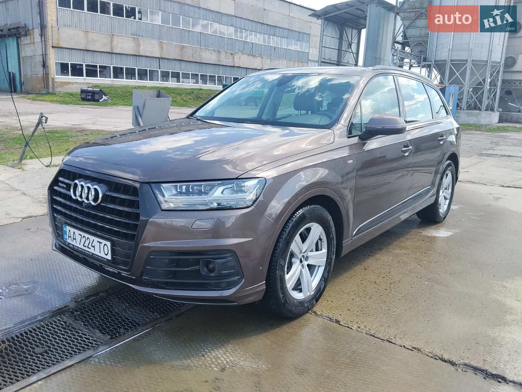 2017 Audi Q7 - фото 1