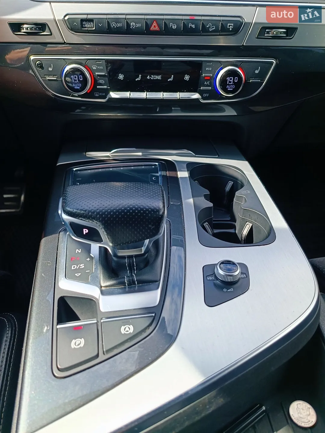 2015 Audi Q7 - мініатюра 26
