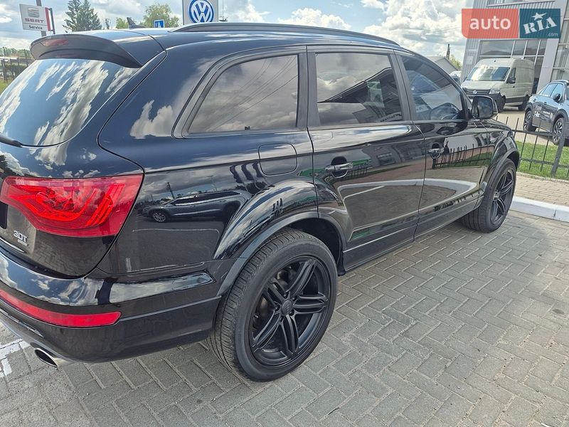 Позашляховик / Кросовер Audi Q7 2015 в Полтаві