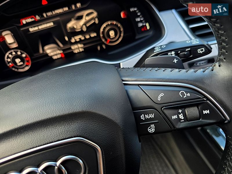 Позашляховик / Кросовер Audi Q7 2017 в Полтаві