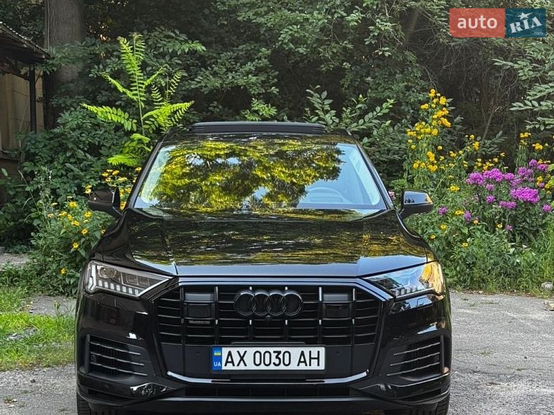 Позашляховик / Кросовер Audi Q7 2022 в Києві