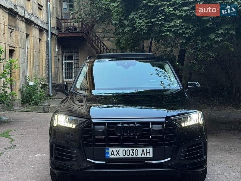 Позашляховик / Кросовер Audi Q7 2022 в Києві