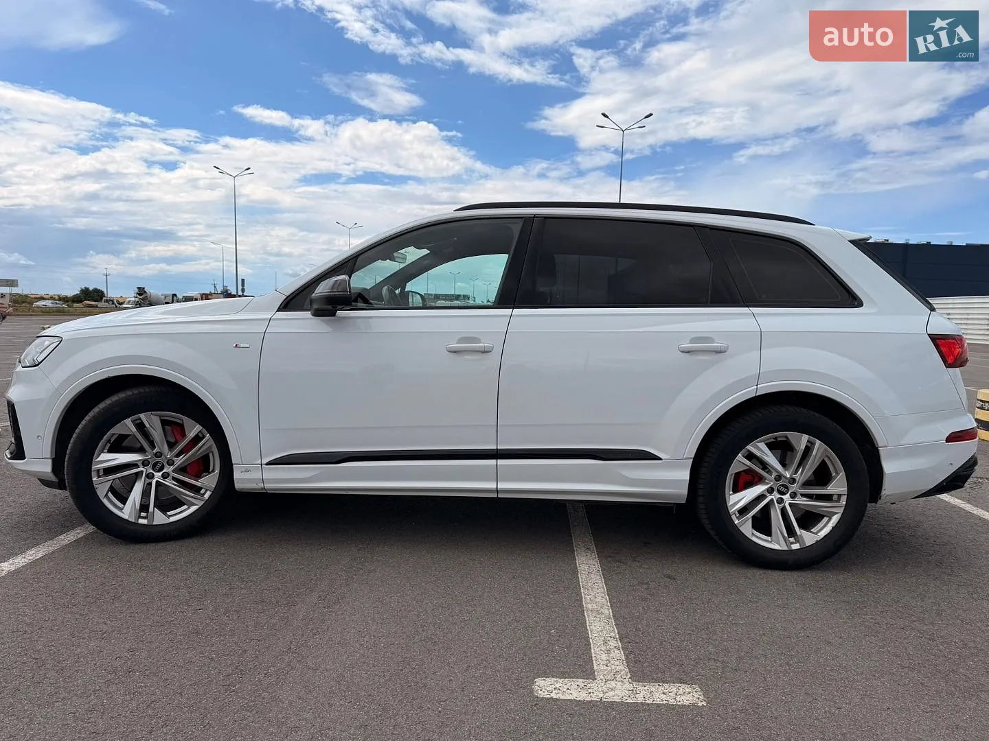 2020 Audi Q7 - фото 1