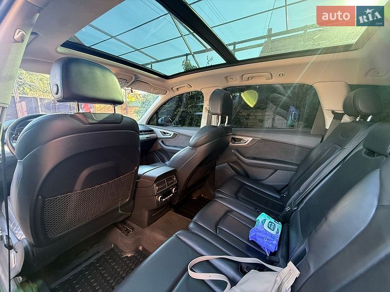 Внедорожник / Кроссовер Audi Q7 2016 в Николаеве