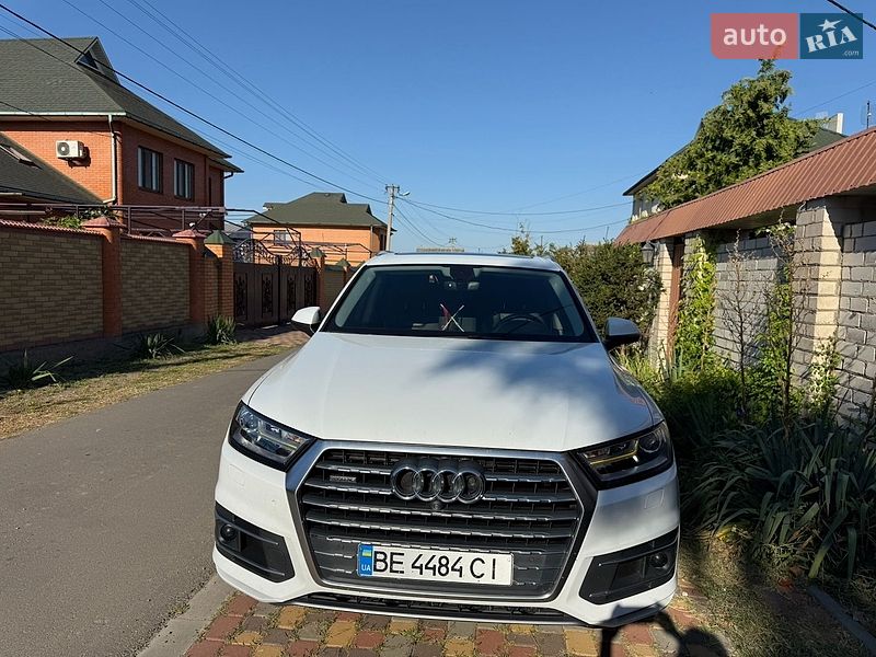 Внедорожник / Кроссовер Audi Q7 2016 в Николаеве