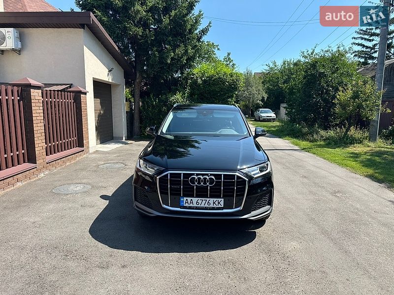 Внедорожник / Кроссовер Audi Q7 2021 в Киеве