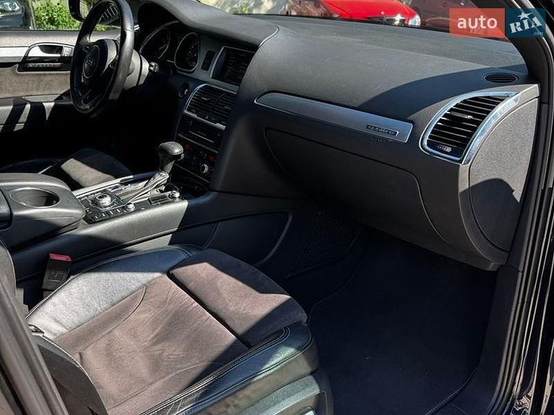 Позашляховик / Кросовер Audi Q7 2012 в Одесі