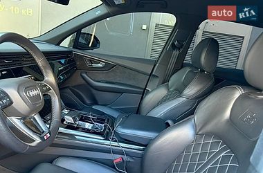 Внедорожник / Кроссовер Audi Q7 2021 в Киеве