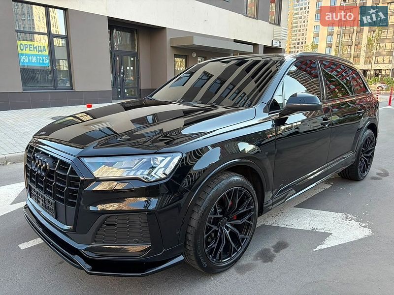 Внедорожник / Кроссовер Audi Q7 2021 в Киеве