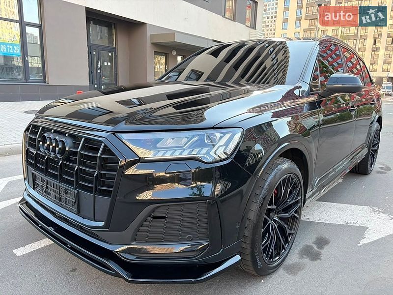 Внедорожник / Кроссовер Audi Q7 2021 в Киеве