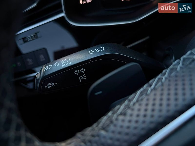 Внедорожник / Кроссовер Audi Q7 2021 в Киеве