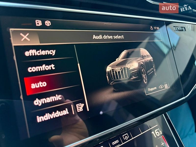 Внедорожник / Кроссовер Audi Q7 2021 в Киеве