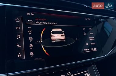 Внедорожник / Кроссовер Audi Q7 2021 в Киеве