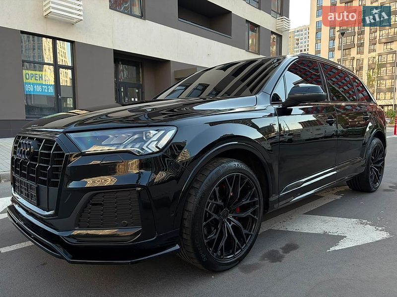 Внедорожник / Кроссовер Audi Q7 2021 в Киеве
