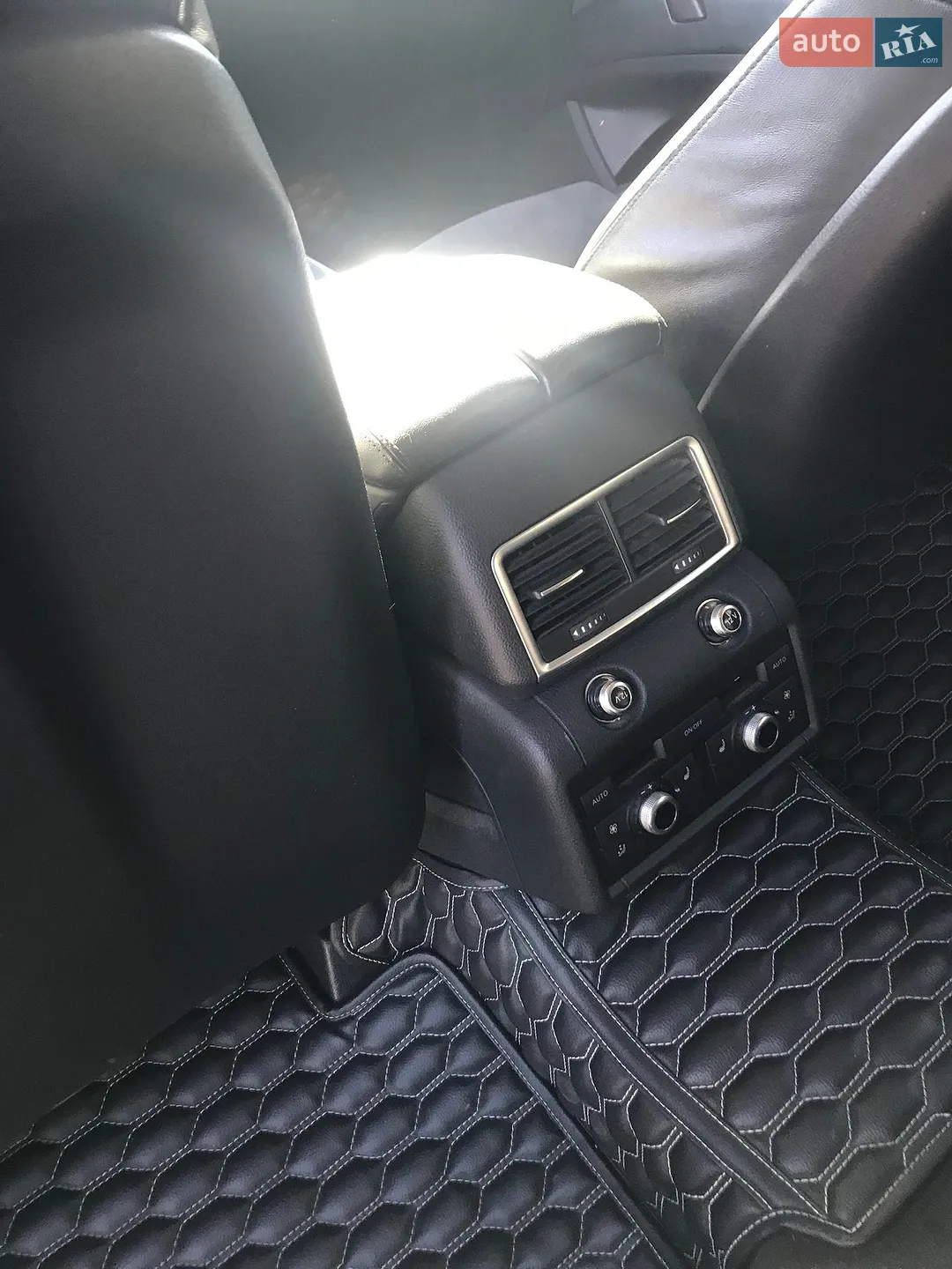 2012 Audi Q7 - мініатюра 9
