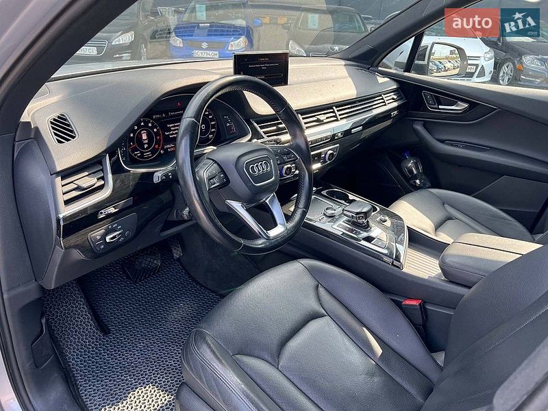 Позашляховик / Кросовер Audi Q7 2016 в Львові фото 18 Позашляховик / Кросовер Audi Q7 2016 в Львові