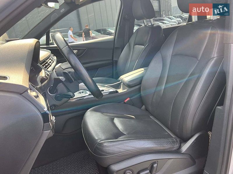 Позашляховик / Кросовер Audi Q7 2016 в Львові фото 20 Позашляховик / Кросовер Audi Q7 2016 в Львові