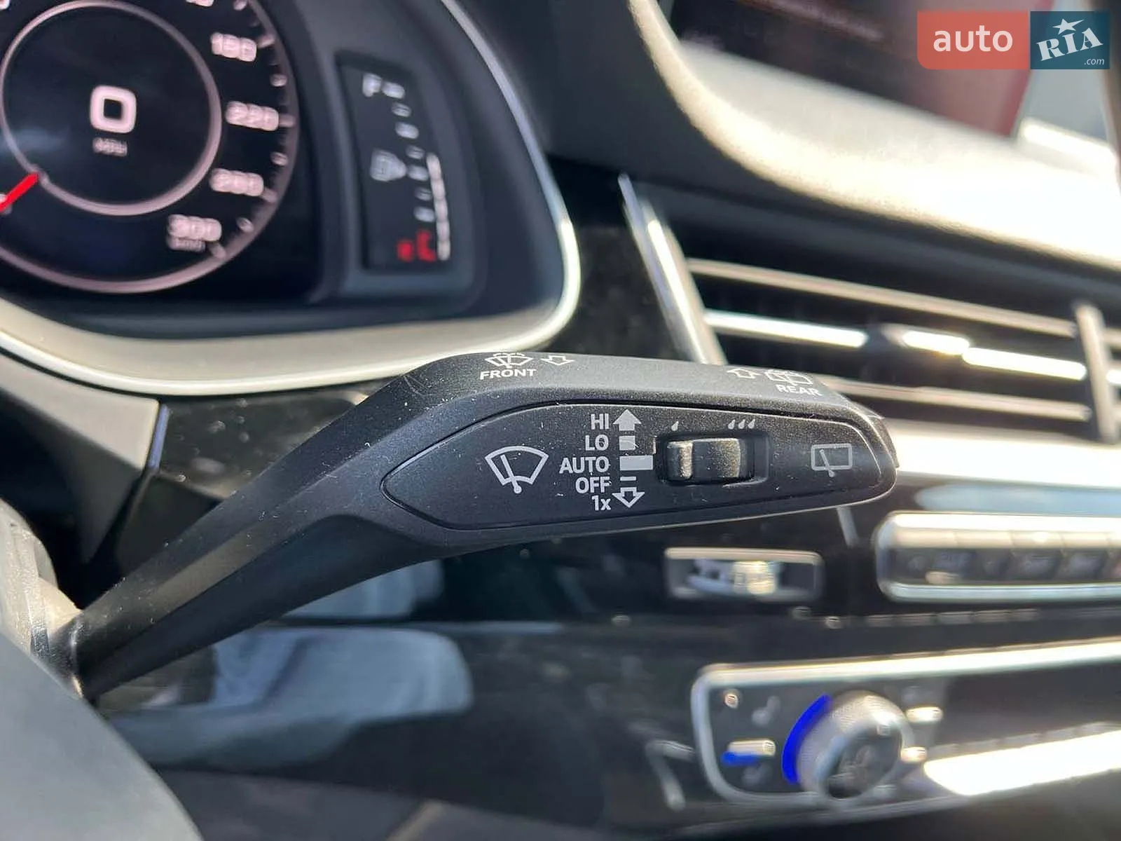 2016 Audi Q7 - мініатюра 27
