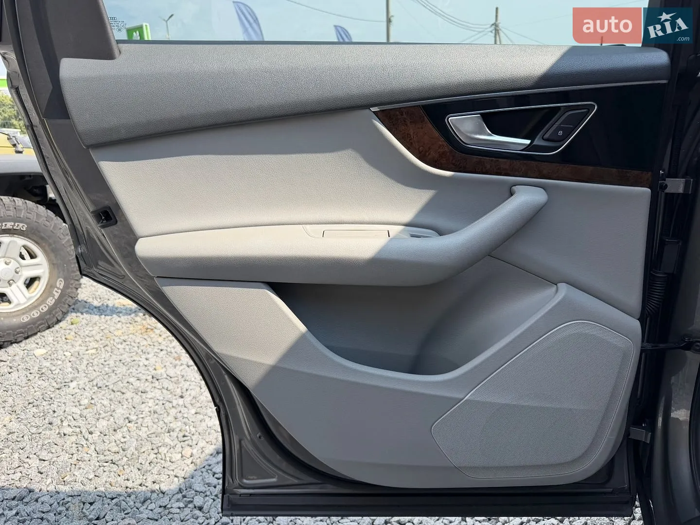 2016 Audi Q7 - мініатюра 20