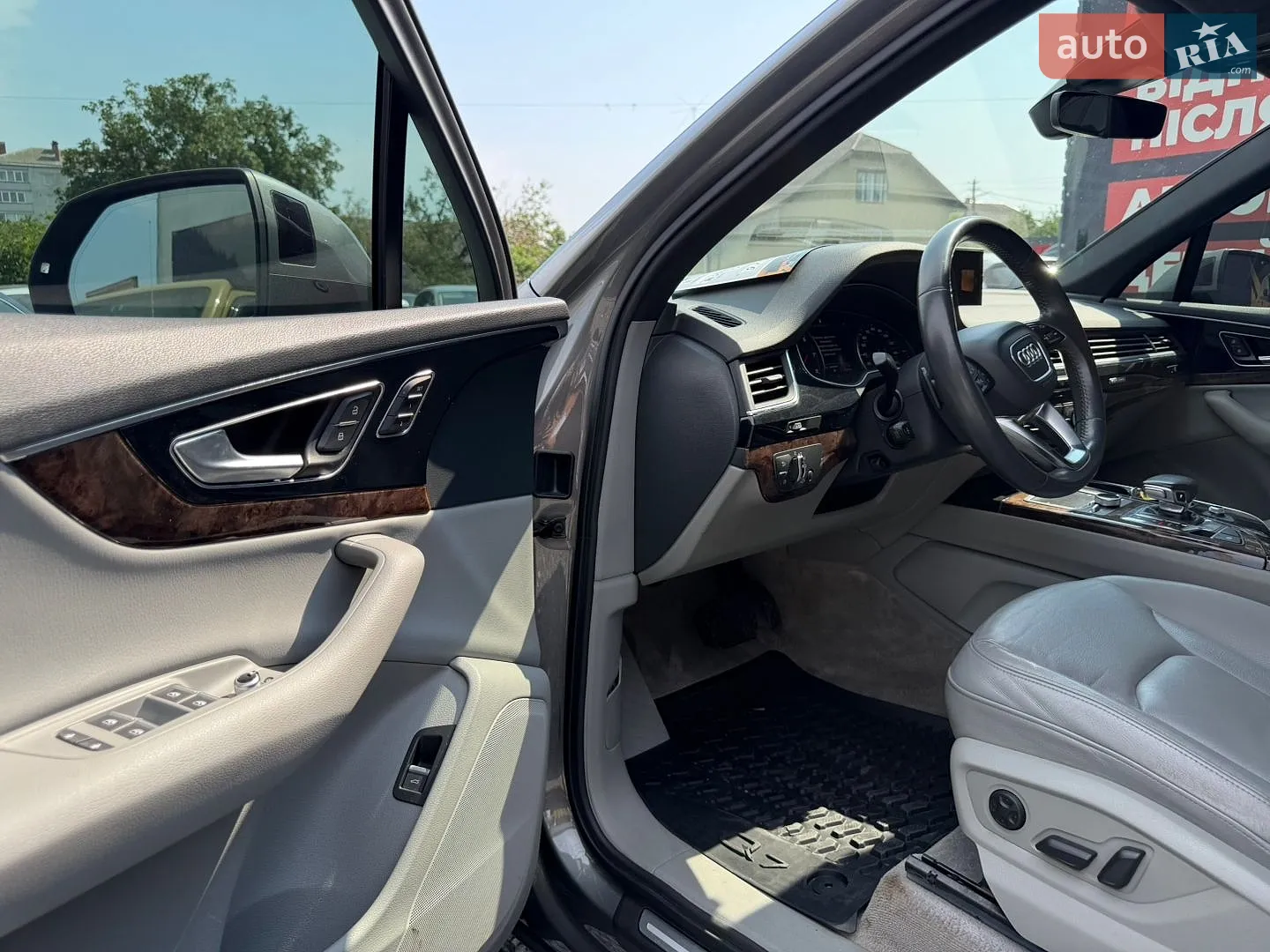 2016 Audi Q7 - мініатюра 27