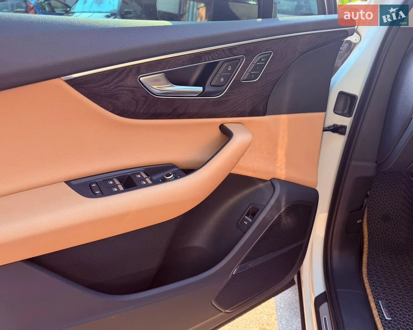 2020 Audi Q7 - мініатюра 8