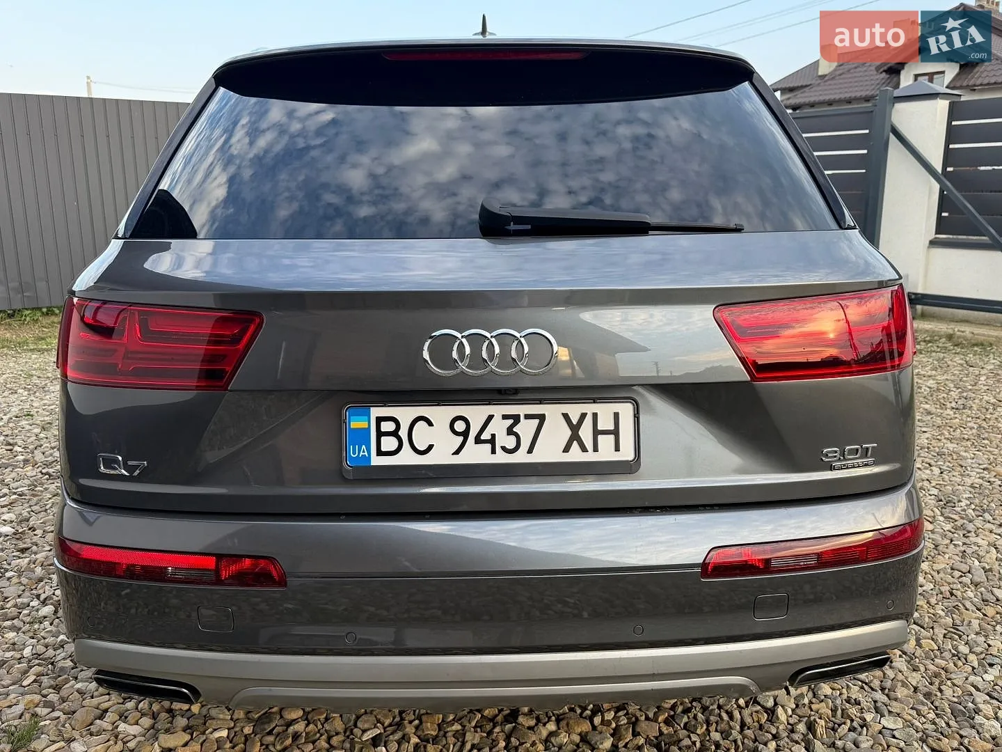 Audi Q7 2018 VIN WA1VAAF77JD032140 фото оголошення 18 з 117