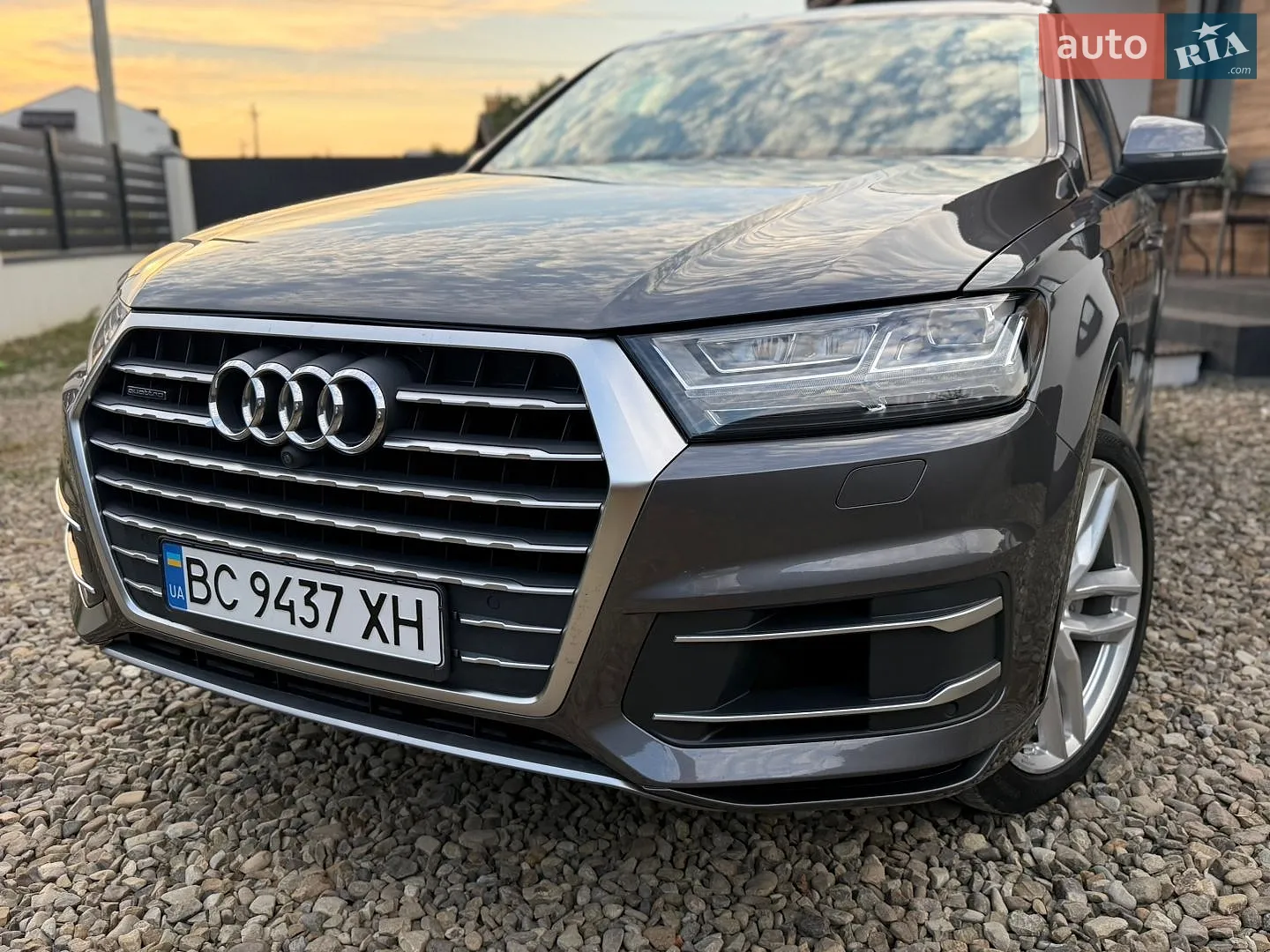 Audi Q7 2018 VIN WA1VAAF77JD032140 фото оголошення 34 з 117