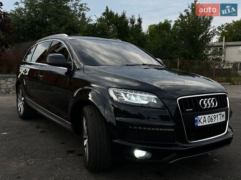 Позашляховик / Кросовер Audi Q7 2012 в Києві