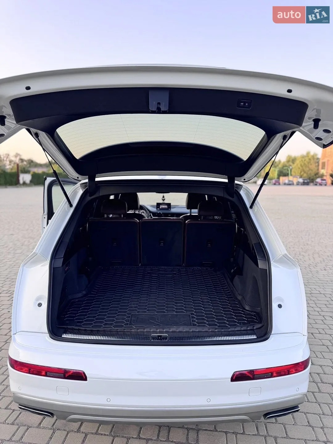 2016 Audi Q7 - мініатюра 6