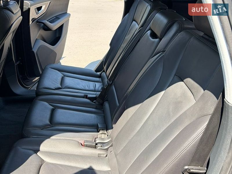 Позашляховик / Кросовер Audi Q7 2017 в Богородчанах