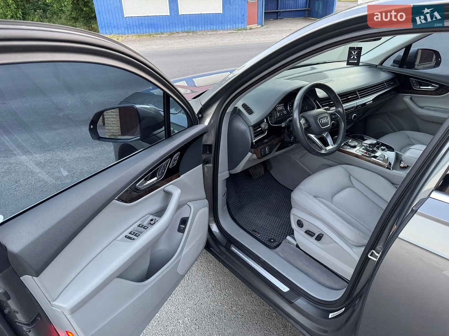 2017 Audi Q7 - мініатюра 19